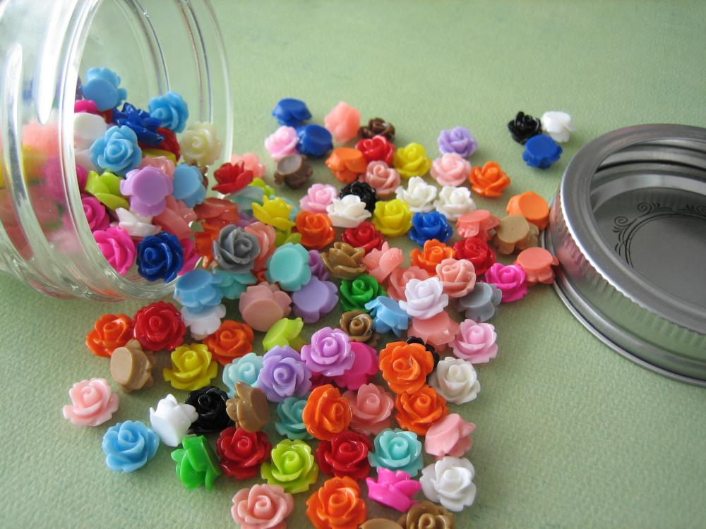 Mini Roses In A Glass Jar - 150 Pieces - Crafting And Jewelry Supplies By Zardenia - Great Crafting Gift
