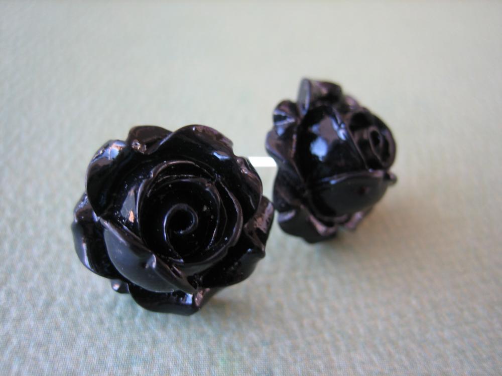 Adorable Cabbage Rose Earrings - Black - Standard Us - Jewelry By Zardenia