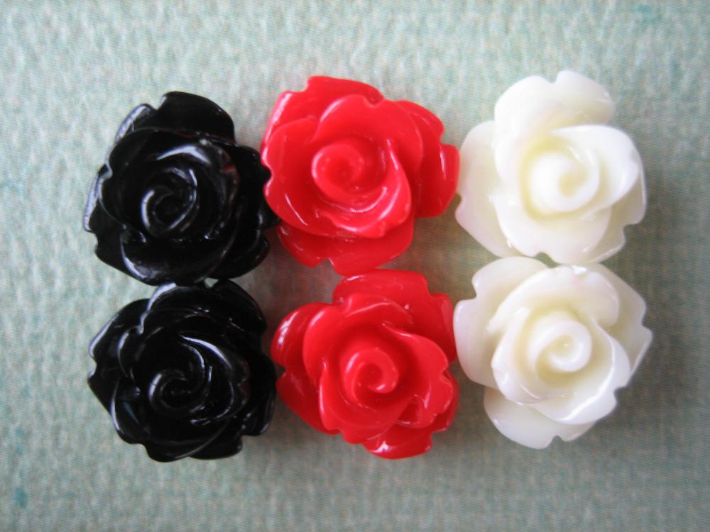 6PCS - Mini Rose Flower Cabochons - 10mm - Resin - Black, Red and Vanilla - Cabochons by ZARDENIA